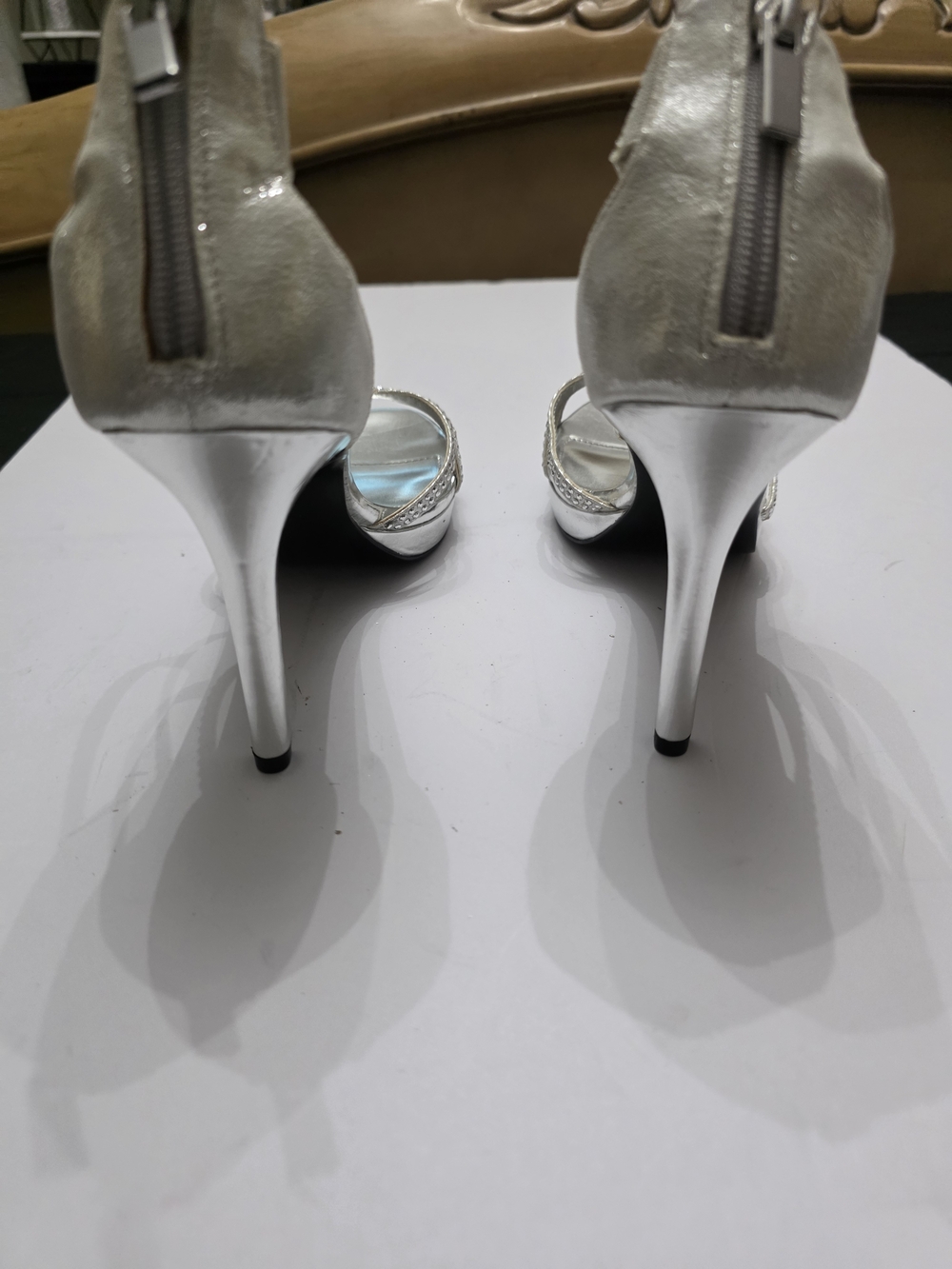 Vera Wang Silver Crystal T-Strap Evening Heels - Picture 2 of 4
